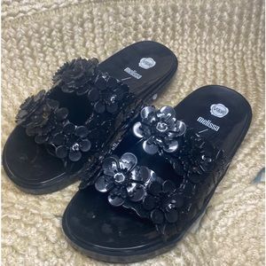 Viktor and Rolf womans sandals/slippers size 6 floral details black